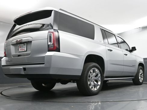 Used 2017 GMC Yukon XL SLT image 27