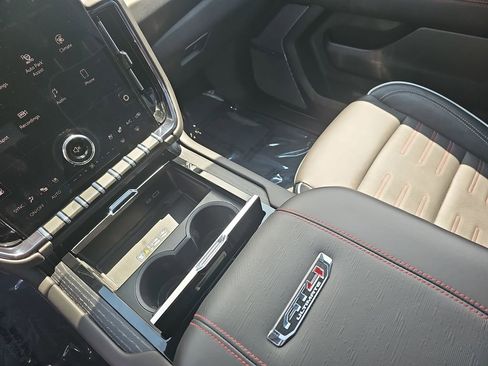 Certified 2026 GMC Yukon AT4 Ultimate AWD/4WD image 28