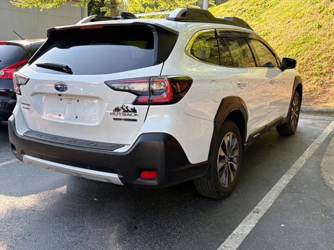 Used 2023 Subaru Outback Touring XT AWD/4WD image 5