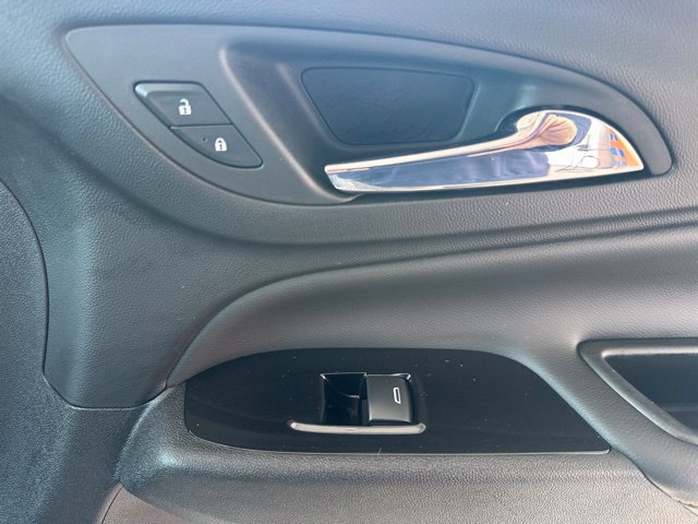 Used 2022 Chevrolet Equinox Premier AWD/4WD image 18