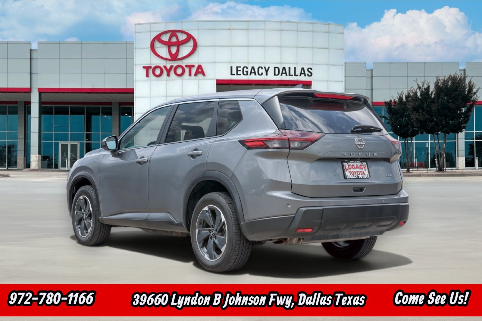 Used 2025 Nissan Rogue SV AWD/4WD image 7