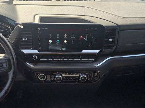 Used 2024 GMC Sierra 1500 SLT image 16