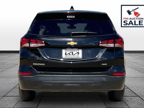Used 2024 Chevrolet Equinox LS w/ LS Convenience Package AWD/4WD image 4