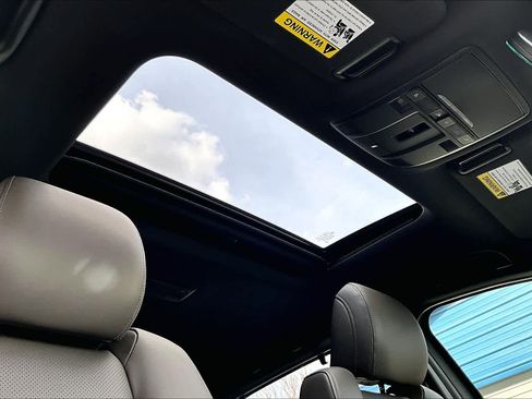 Used 2021 MAZDA CX-9 Signature image 16