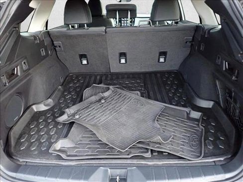 Used 2025 Subaru Outback Onyx Edition image 8