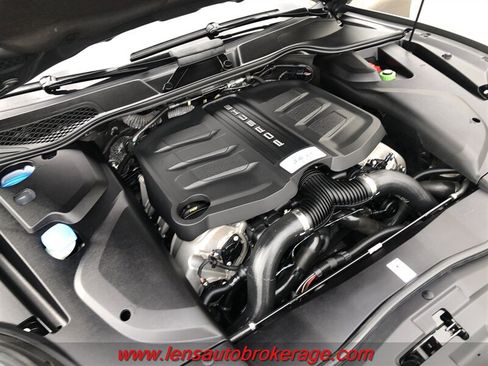 Used 2016 Porsche Cayenne GTS w/ Premium Package Plus AWD/4WD image 48