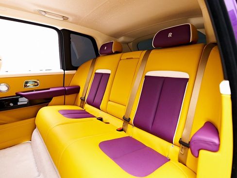 Used 2025 Rolls-Royce Cullinan image 53