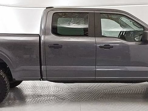Used 2023 Ford F150 XLT AWD/4WD image 2