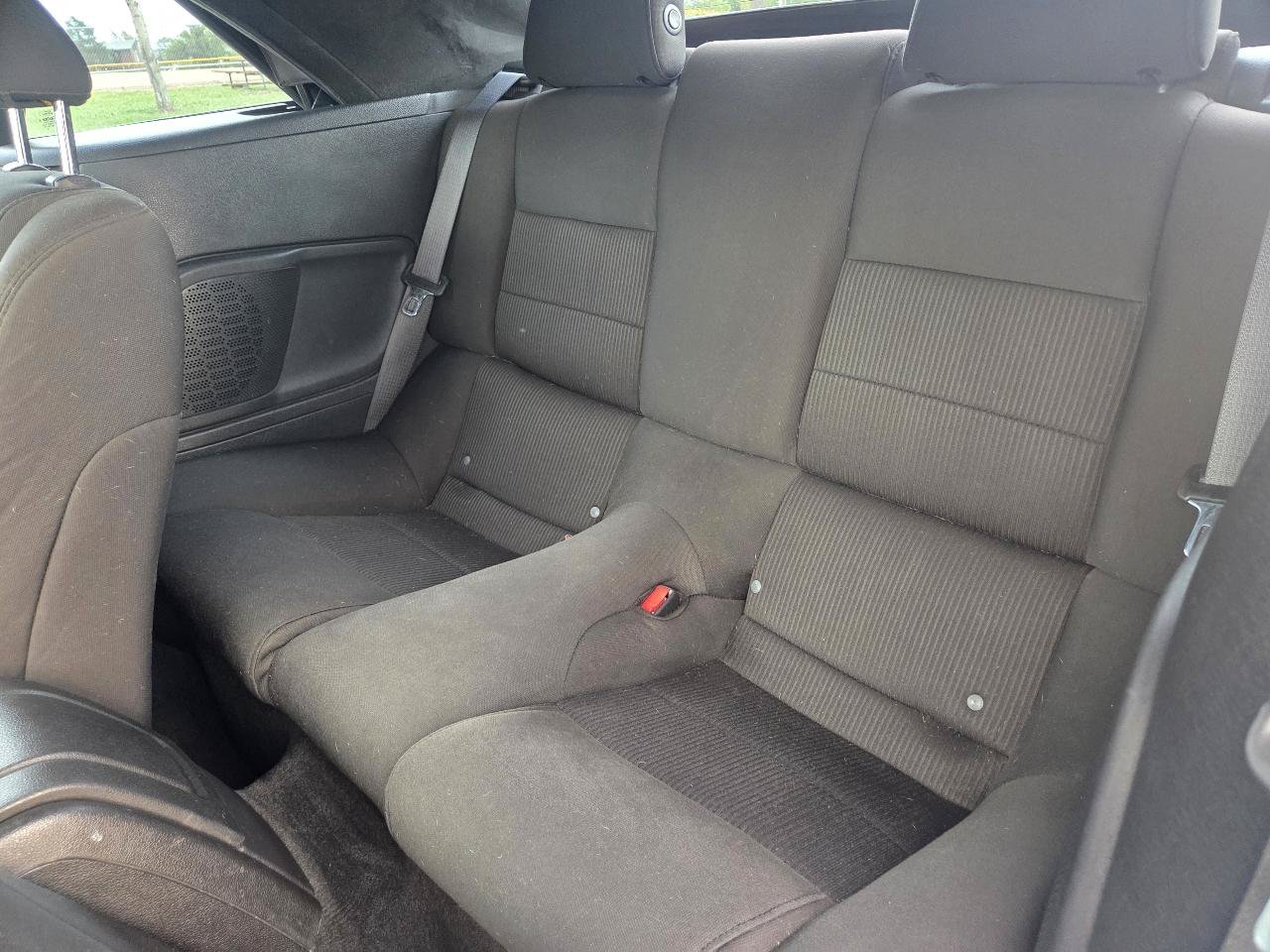 Used 2012 Ford Mustang Convertible RWD image 10
