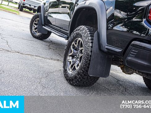 Used 2023 Chevrolet Colorado ZR2 w/ ZR2 Convenience Package III AWD/4WD image 12
