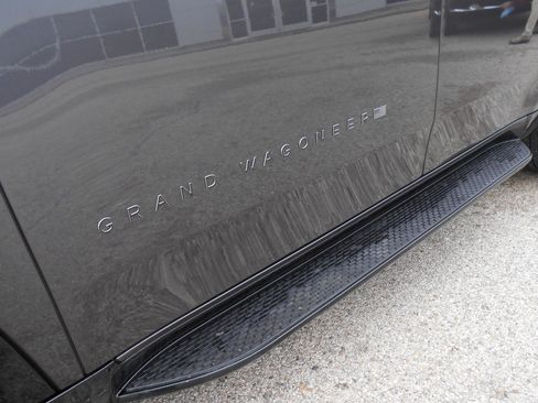 New 2026 Jeep Grand Wagoneer 4WD image 15