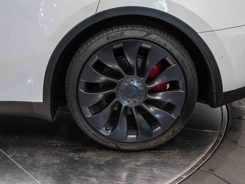 Used 2020 Tesla Model Y Performance AWD/4WD image 10