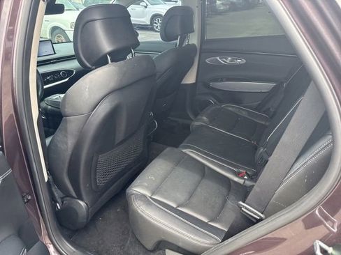 Used 2023 Genesis GV70 2.5T w/ Advanced Package AWD/4WD image 23