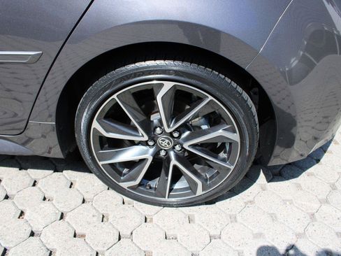 Used 2021 Toyota Corolla XSE FWD image 15
