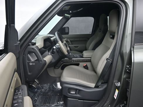 Used 2025 Land Rover Defender 110 AWD/4WD image 24