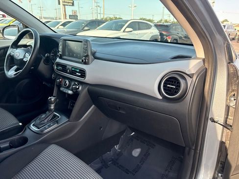 Used 2019 Hyundai Kona SEL w/ SEL Tech Package 02 FWD image 35