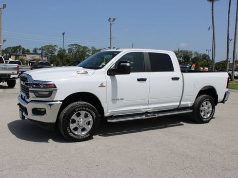 Used 2025 RAM 2500 Big Horn AWD/4WD image 5