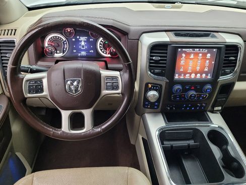 Used 2017 RAM 1500 Laramie w/ Convenience Group image 22