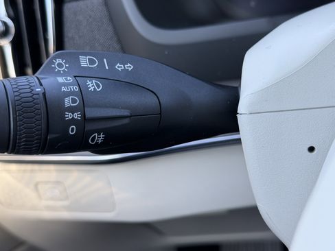 New 2026 Volvo XC90 B6 Plus w/ Protection Package image 32