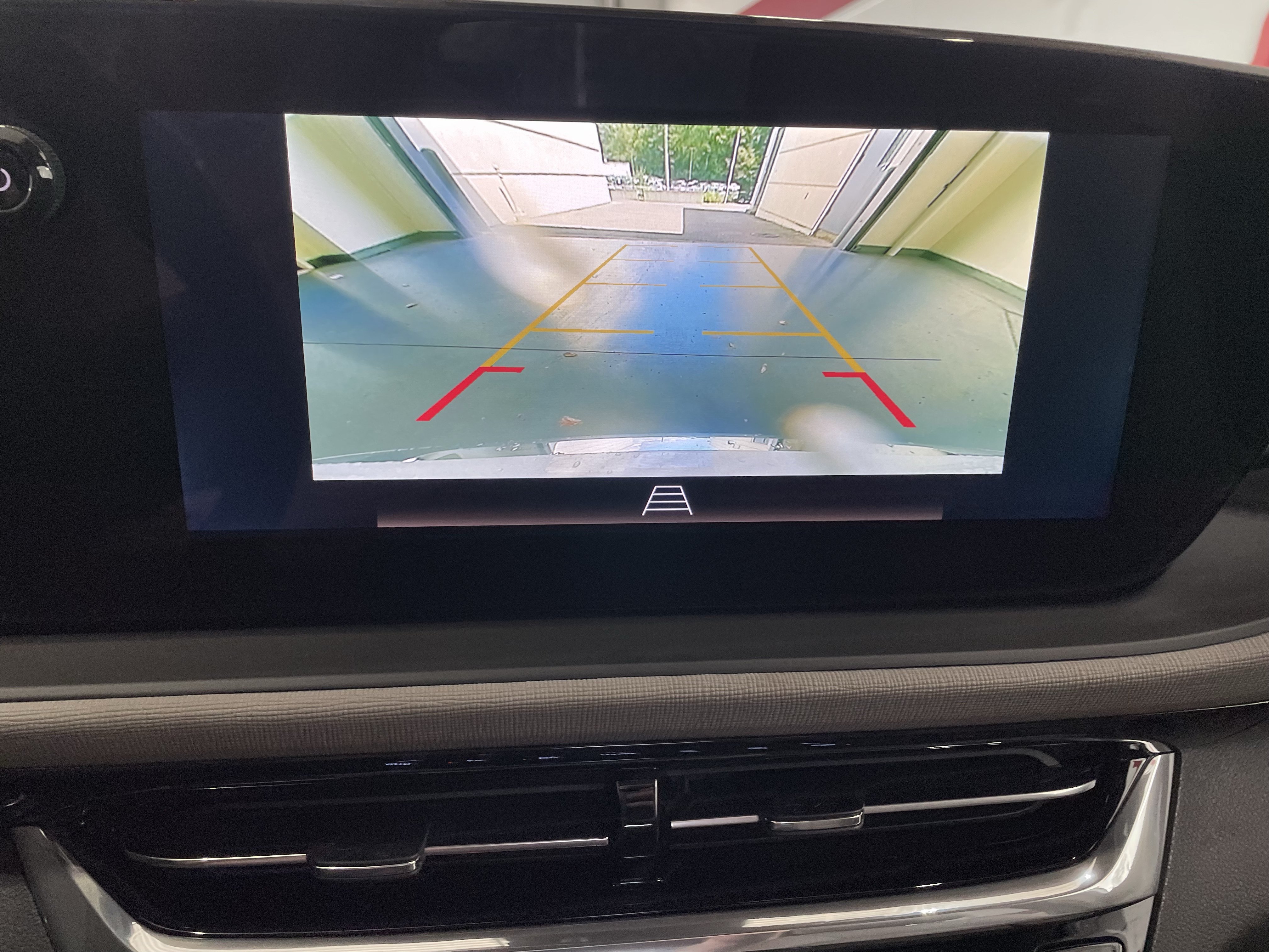 New 2026 Buick Envista Sport Touring FWD image 20