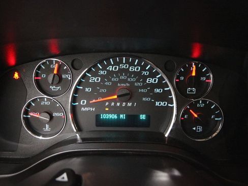 Used 2021 Chevrolet Express 3500 Extended w/ Driver Convenience Package RWD image 17