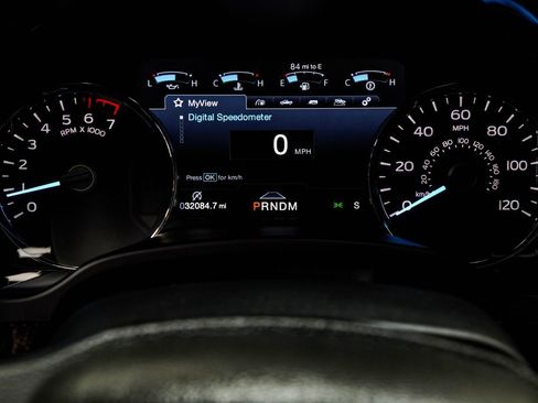 Used 2018 Ford F150 Lariat w/ Equipment Group 502A Luxury AWD/4WD image 38