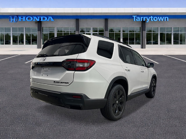 New 2026 Honda Pilot Black Edition image 7