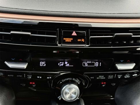 Used 2022 Acura MDX FWD image 21