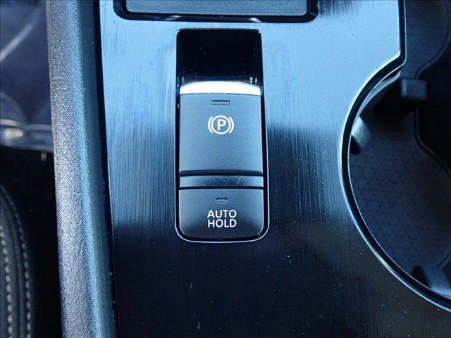 Used 2024 Nissan Rogue S AWD/4WD image 18