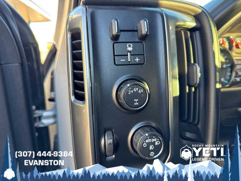 Used 2018 Chevrolet Silverado 2500 LTZ image 25