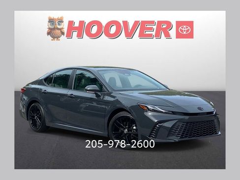 Used 2026 Toyota Camry SE w/ Convenience Package image 1