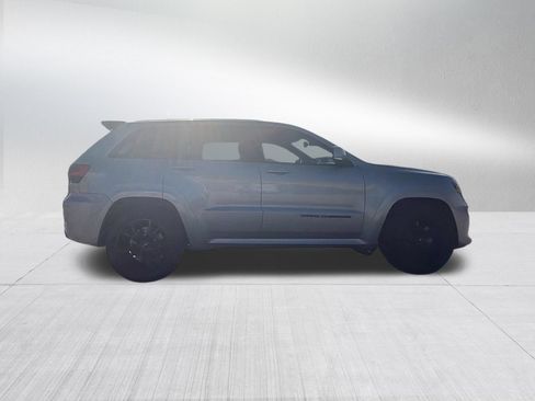Used 2016 Jeep Grand Cherokee SRT AWD/4WD image 5