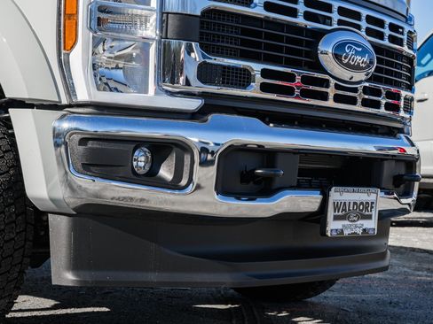 New 2026 Ford F450 XLT w/ 360-Degree Camera Package image 13