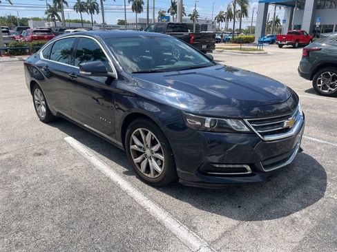 Used 2018 Chevrolet Impala LT FWD image 1