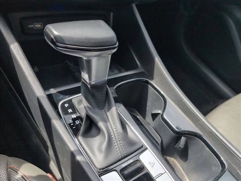 Used 2022 Hyundai Santa Cruz Limited image 14