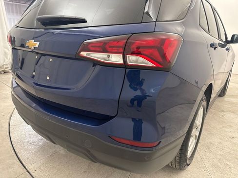Used 2022 Chevrolet Equinox LS image 19