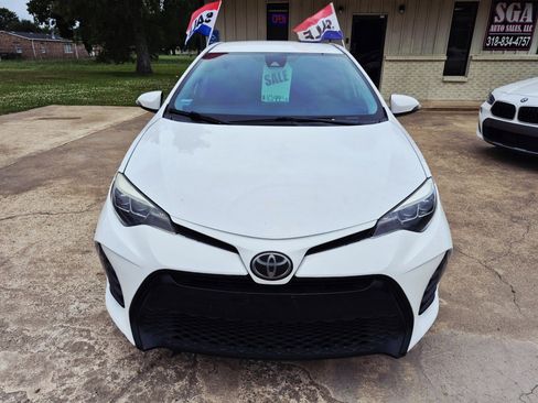 Used 2018 Toyota Corolla SE FWD image 5