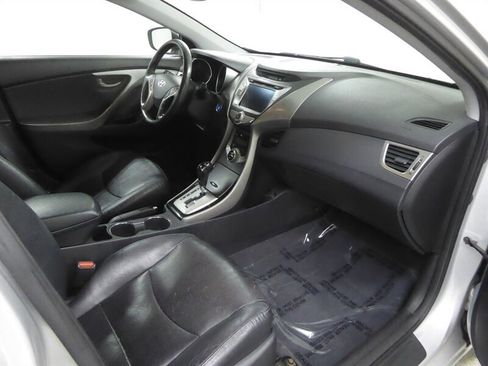 Used 2013 Hyundai Elantra Limited w/ Technology Pkg image 23