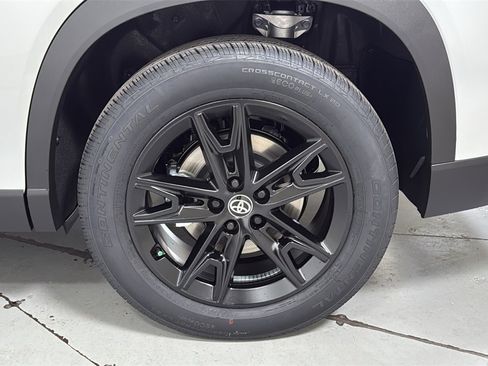 New 2026 Toyota Grand Highlander Platinum image 24