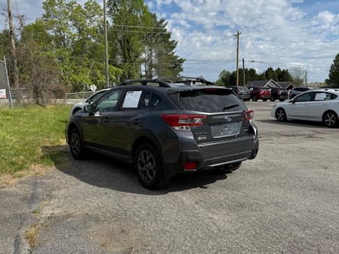 Used 2022 Subaru Crosstrek 2.5i Sport w/ Moonroof Package AWD/4WD image 7