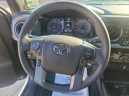 Certified 2023 Toyota Tacoma 4x4 Double Cab image 28