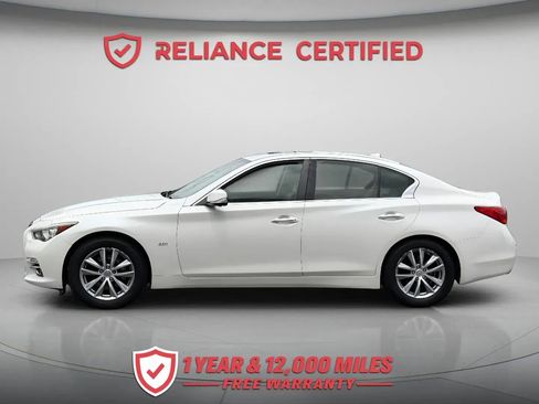 Used 2016 INFINITI Q50 Premium w/ Driver Assistance Package AWD/4WD image 3