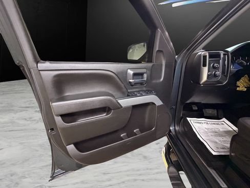 Used 2018 Chevrolet Silverado 1500 LT w/ All Star Edition AWD/4WD image 13