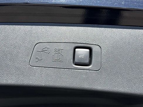 New 2026 Lincoln Corsair Premiere image 12