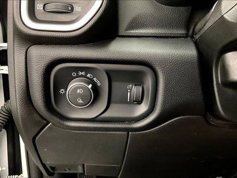 Used 2024 RAM 3500 Big Horn image 38