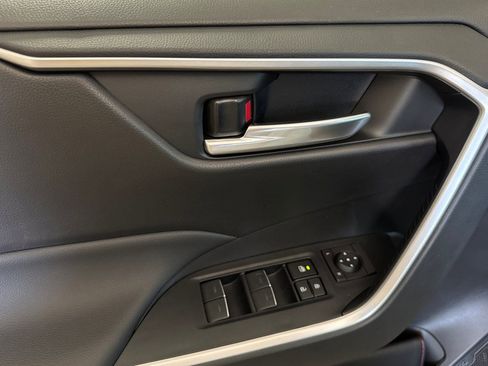 New 2025 Toyota RAV4 XLE image 11