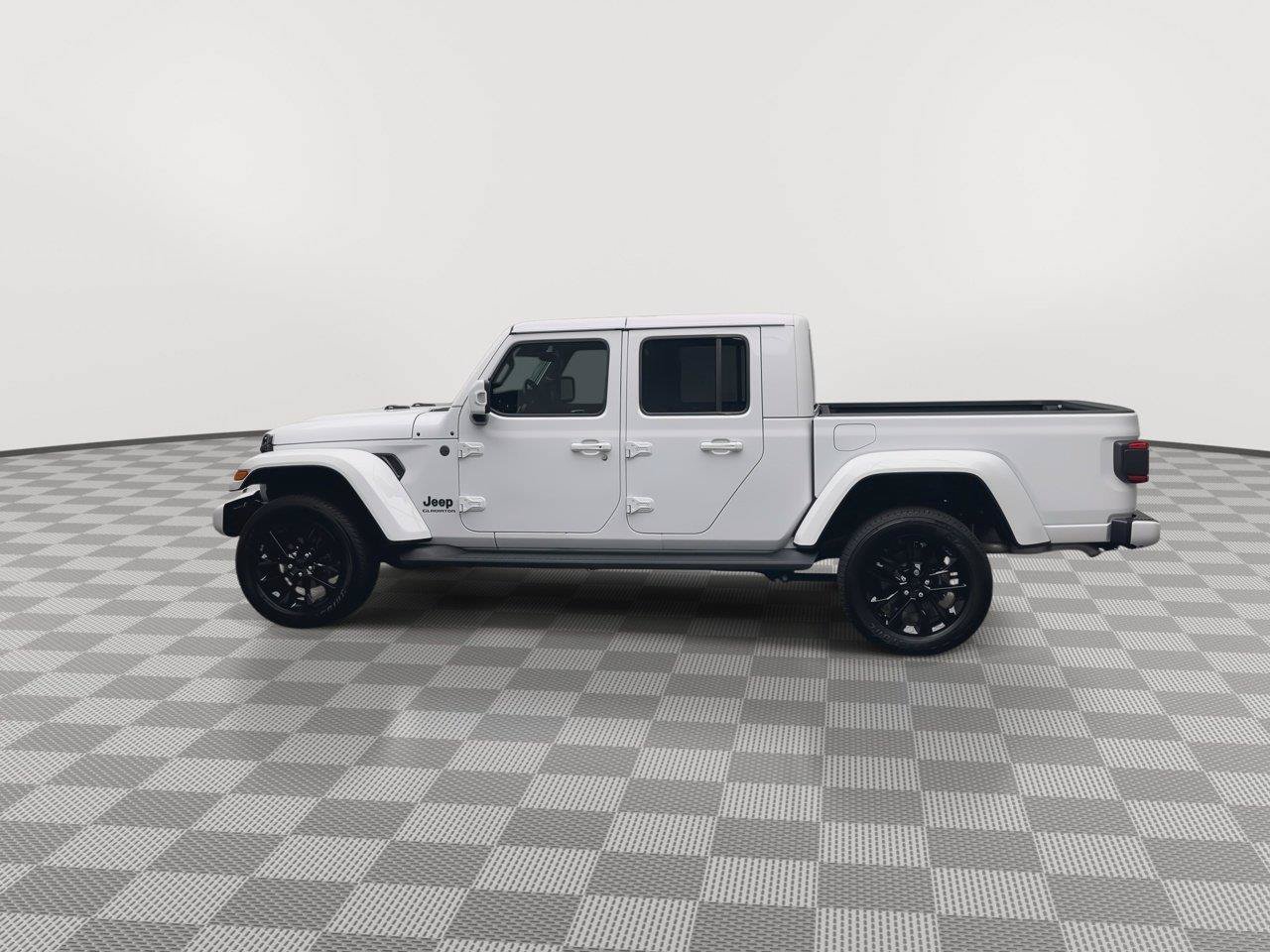 Used 2022 Jeep Gladiator Overland AWD/4WD image 35