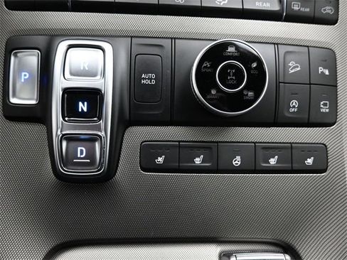 Used 2021 Hyundai Palisade Calligraphy image 16