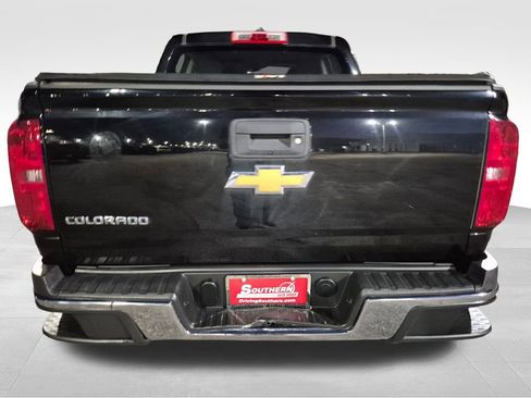 Used 2020 Chevrolet Colorado W/T w/ WT Convenience Package image 5