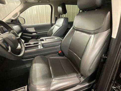 Used 2025 Ford Expedition Max Active AWD/4WD image 10